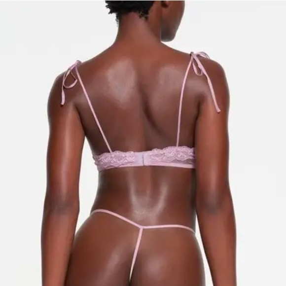 67. Small skims romance SILK lace unlined plunge bra Iris Mica Multi nwt - Picture 3 of 4